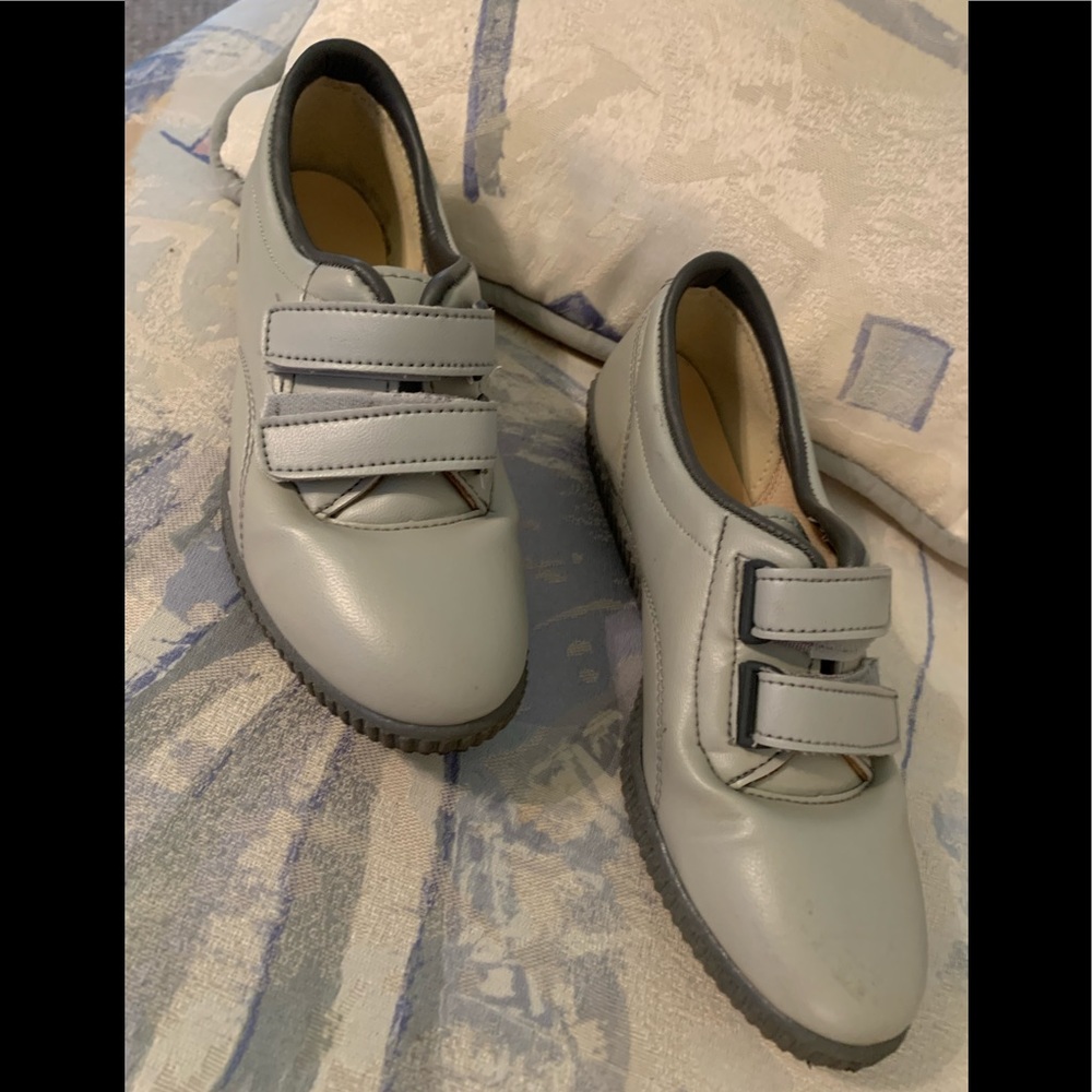 Gray Walking Shoes. New WOT, Ladies,